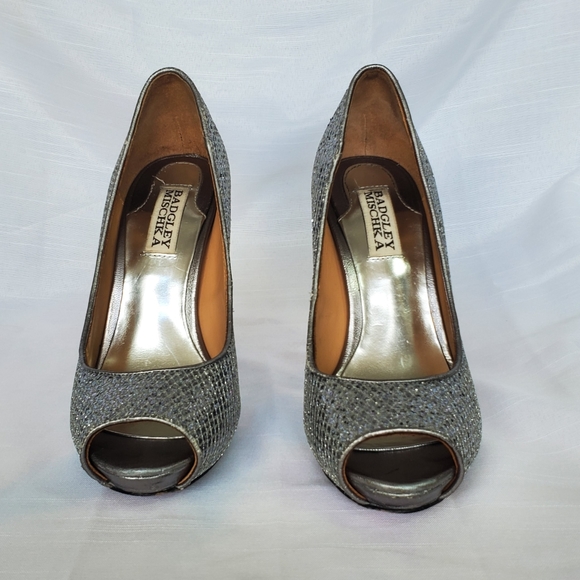 Badgley Mischka Silver Peep Toe Heels - Picture 2 of 11